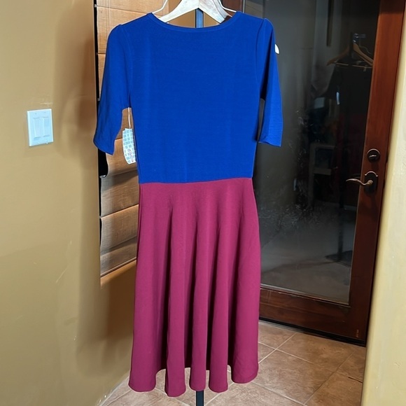 LuLaRoe Nicole Fit Flare Navy Maroon Dress Size Small NWT - Picture 5 of 6